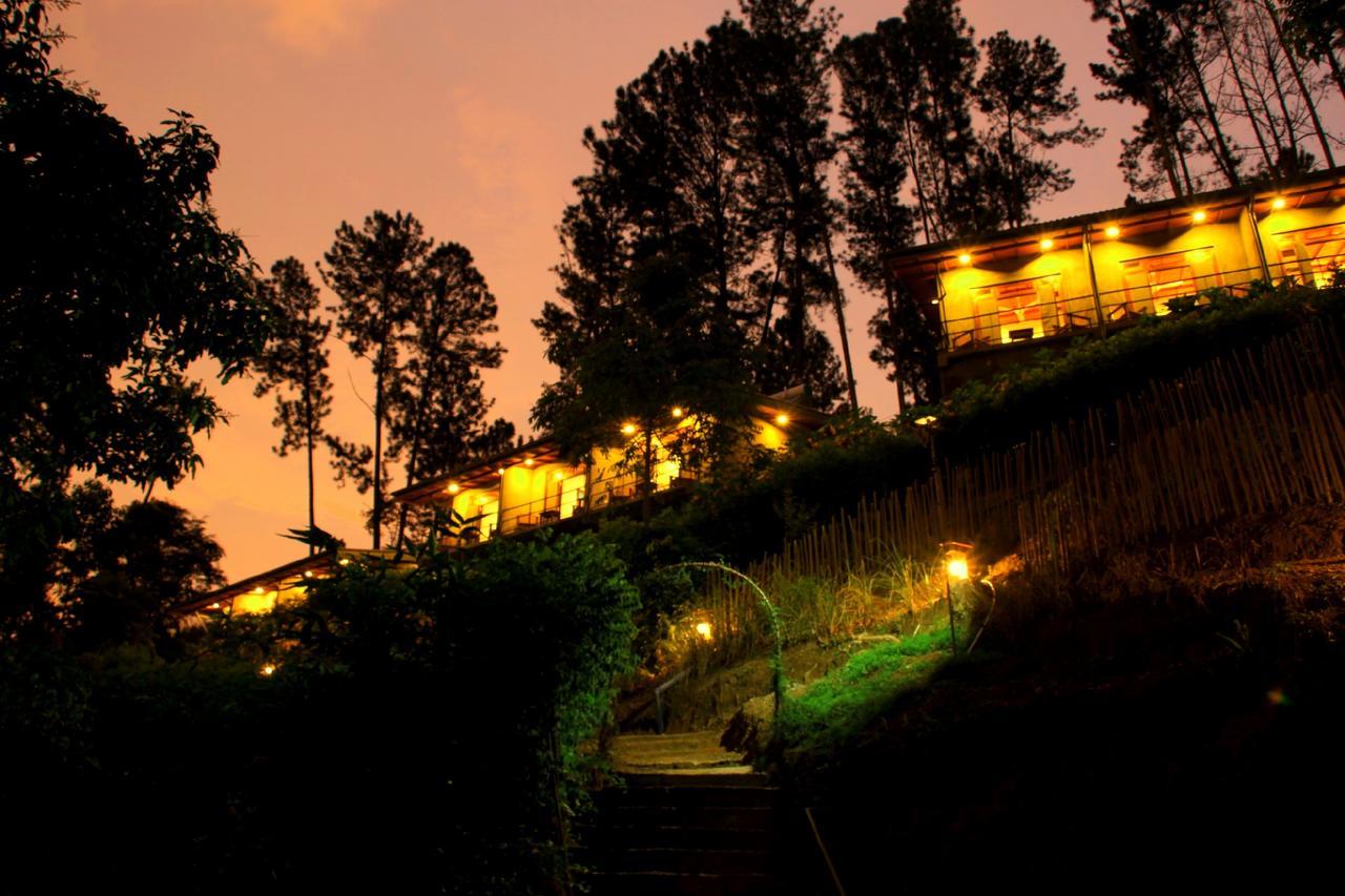 Rowinrich Cottages Ella Luaran gambar