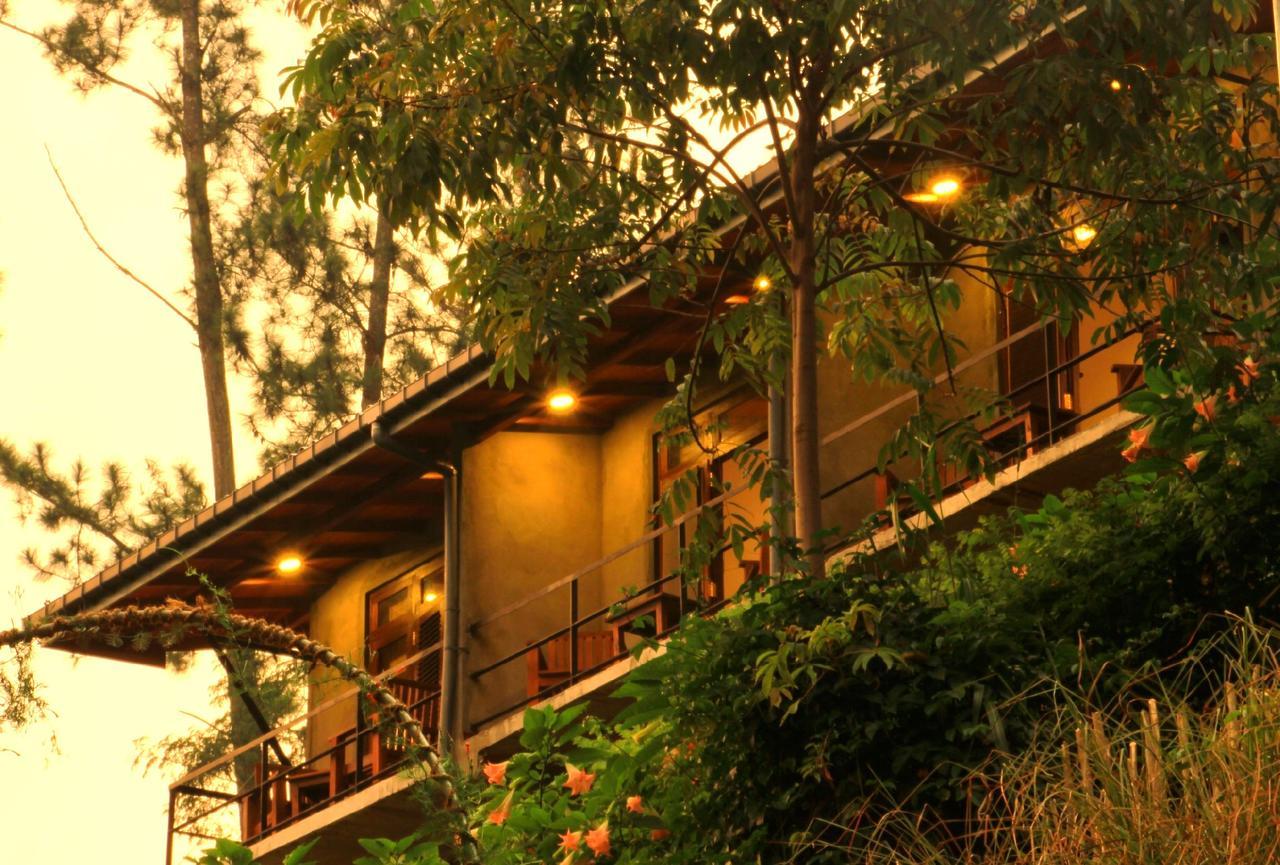Rowinrich Cottages Ella Luaran gambar