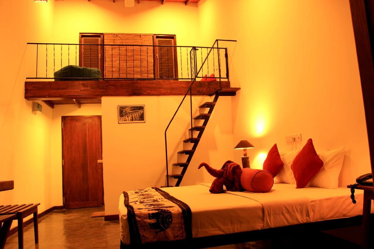 Rowinrich Cottages Ella Luaran gambar