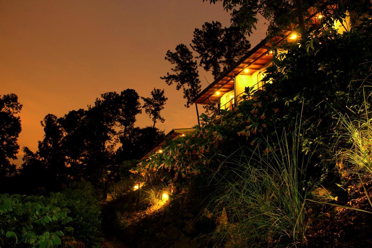 Rowinrich Cottages Ella Luaran gambar