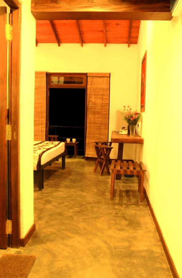Rowinrich Cottages Ella Luaran gambar